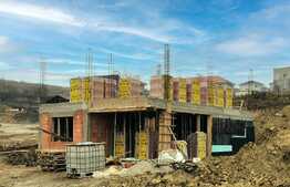 Casa individuala de 120 mp utili, terasa acoperita16 mp, 480 mp teren, Dezmir!