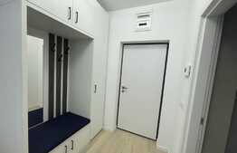 Apartament de 2 camere, curte privata 40 mp, garaj, complex Record Park