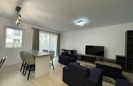Apartament de 2 camere, curte privata 40 mp, garaj, complex Record Park