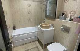 Apartament 3 camere, etaj intermediar, la cheie, zona Campului