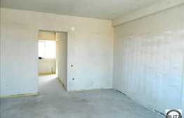 Apartament 1 camera, 35 mp, zona Real