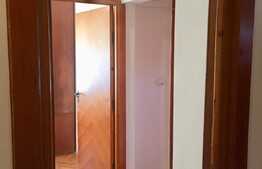 Apartament 3 camere semidecomandate, 71.2 mp, zona Campului