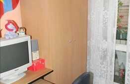 4 camere in zona strazii Aurel Vlaicu, etaj intermediar, partial mobilat