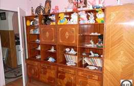 4 camere in zona strazii Aurel Vlaicu, etaj intermediar, partial mobilat