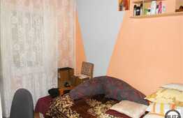 4 camere in zona strazii Aurel Vlaicu, etaj intermediar, partial mobilat