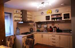 Apartament de 4 camere, etaj intermediar, 2 locuri de parcare, 2 băi, Răcădău