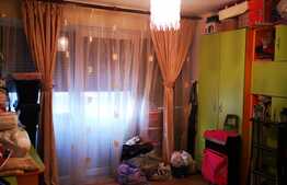 Apartament de 4 camere, etaj intermediar, 2 locuri de parcare, 2 băi, Răcădău