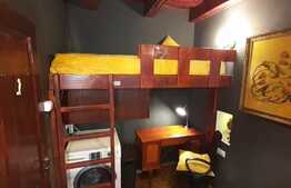 Garsoniera de 15 mp, studio, imobil tip casa, zona Centrala