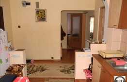 Vanzare apartamant 3 camere, 73.56 mp utili, cu boxa si loc de parcare