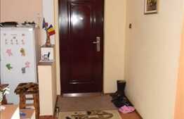 Vanzare apartamant 3 camere, 73.56 mp utili, cu boxa si loc de parcare