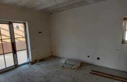 Apartament de 3 camere in duplex, gradina 125 mp, strada privata, zona Eroilor!