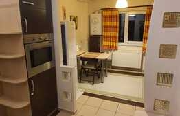 Apartament de 2 camere, etaj intermediar, zona Răcădău, priveliște spre pădure