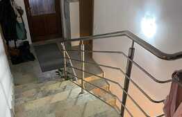 Apartament in vila cu 4 camere, 105 mp utili, 150 mp gradina, zona Regal, Baciu 