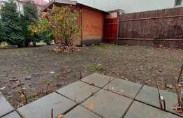 Apartament 3 camere, gradina 51 mp, loc de parcare, zona Terra!