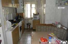 Apartament cu 3 camere, decomandat,  70 mp, zona Billa