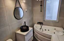 Apartament modern, 50 mp, 2 terase, parcare, zona Eroilor