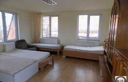 Apartament cu 3 camere, 100 mp, imobil tip casa, strada Patriciu Barbu
