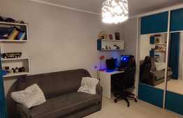 Apartament de lux, 80 mp, 4 camere, parcare, zona Terra!