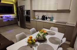 Apartament de lux, 80 mp, 4 camere, parcare, zona Terra!