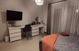 Apartament de lux, 80 mp, 4 camere, parcare, zona Terra!
