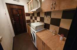 Garsoniera etaj intermediar, renovata si mobilata in zona Bartolomeu