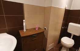 Garsoniera etaj intermediar, renovata si mobilata in zona Bartolomeu