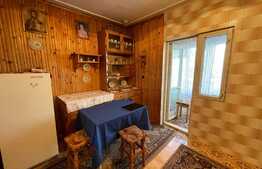 Apartament de 2 camere, decomandat, parcare, zona Iulius Mall