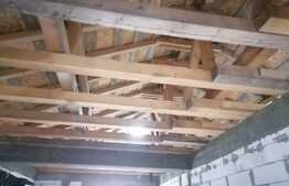 Casa individuala la rosu in zona centrala din Chinteni!