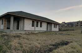 Casa individuala la rosu in zona centrala din Chinteni!