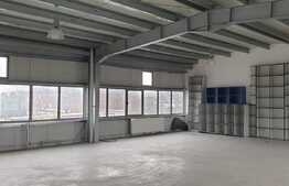 Show room cu depozit!