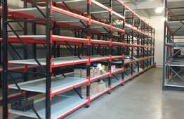 Show room cu depozit!