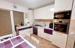 Apartament de 3 camere, 65mp, balcon, parcare! Zona strazii Florilor