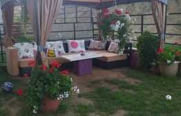 Apartament de 2 camere, 50 mp gradina.