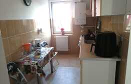 Apartament 2 camere decomandate la 1 minut de statia de tramvai!