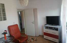 Apartament 2 camere decomandate la 1 minut de statia de tramvai!