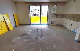 Apartament cu 3 camere semifinisat, cu CF, etaj intermediar! Zona strazii Teilor!