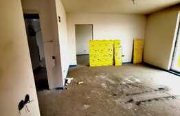 Apartament cu 3 camere semifinisat, cu CF, etaj intermediar! Zona strazii Teilor!