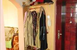 Apartament 2 camere, 50,5 mp, zona Piata Mercur, etaj intermediar