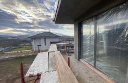 Reducere Pret! Priveliste rar de gasit! Casa individuala, 141 mp utili, 695 mp de teren, zona Sun Garden!