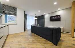 Apartament superb de 3 camere, totul nou, parcare, zona Parcul Central