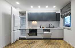 Apartament superb de 3 camere, totul nou, parcare, zona Parcul Central