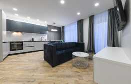 Apartament de 2 camere, modern, parcare, zona Parcul Central