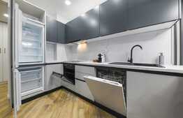 Apartament de 2 camere, modern, parcare, zona Parcul Central