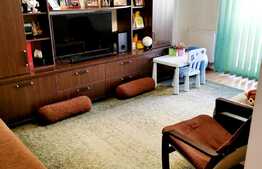 Apartament de 2 camere decomandate, 55mp, etaj intermediar, ansamblu privat! Zona Ultracentrala!