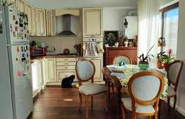 Reducere de pret! Duplex finisat si mobilat in zona linistita de case, cu o priveliste superba, 130 mp utili si teren de 400 mp