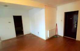 Apartament 3 camere, 55 mp, zona Sub Cetate