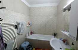 Apartament 3 camere, 55 mp, zona Sub Cetate