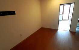 Apartament 3 camere, 55 mp, zona Sub Cetate