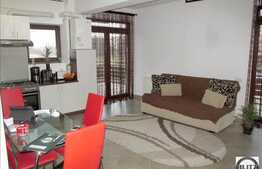 Inchiriere 2 camere, 67 mp utili, zona Plopilor, cu terasa 36 mp, loc de parcare