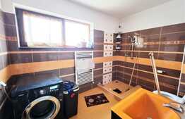 Casa cuplata de vanzare 155 mp, teren 385mp, acces rapid si teren generos!!